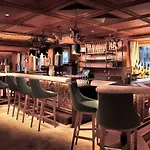 Hotell Neue Post 4*