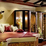 Neue Post Hotell 4*