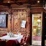 Hotell Neue Post 4*