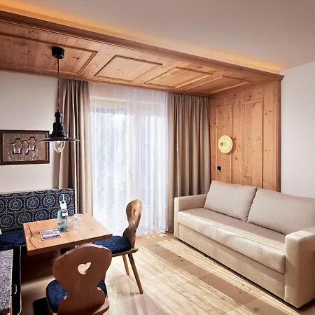 Hotel Neue Post Mayrhofen