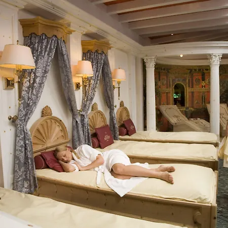 Neue Post מלון מאיירהופן