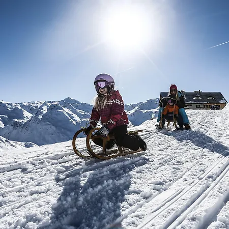 Hotel Neue Post Mayrhofen