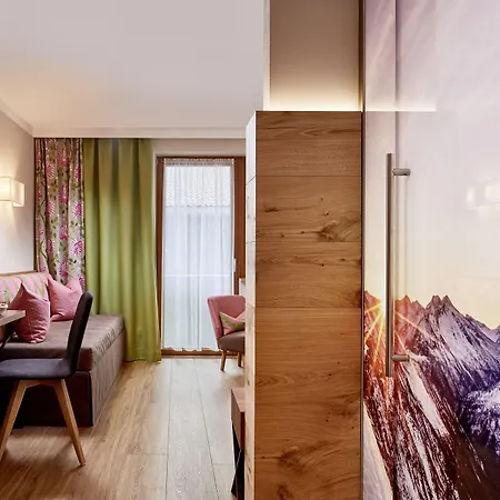 Hotel Neue Post Mayrhofen