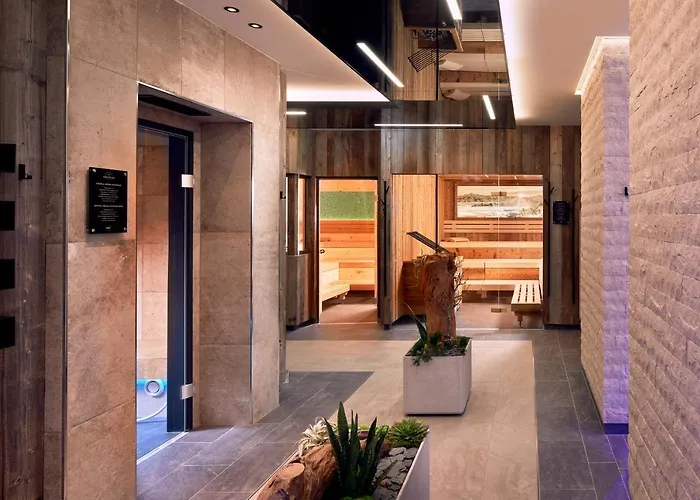 Neue Post מאיירהופן