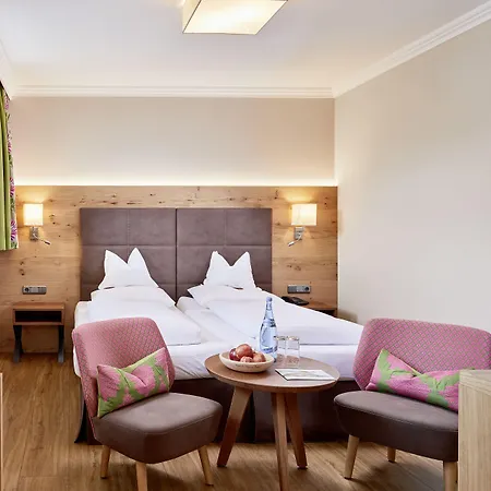 Hotel Neue Post
